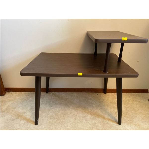 Art Decor Retro 2 Tier Table 25Lx16Dx22H