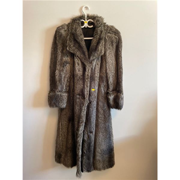 Tissavel FRANCE Faux Fur Ladies Designer Jacket, 100 Acrylic, Size Extra Large