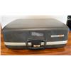 Image 4 : Electra 120 Electric Typewriter With Hard-shell Carrying Case
