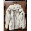 Image 4 : Ladies Vintage Satin Lined Real Fur Coat - Size Medium
