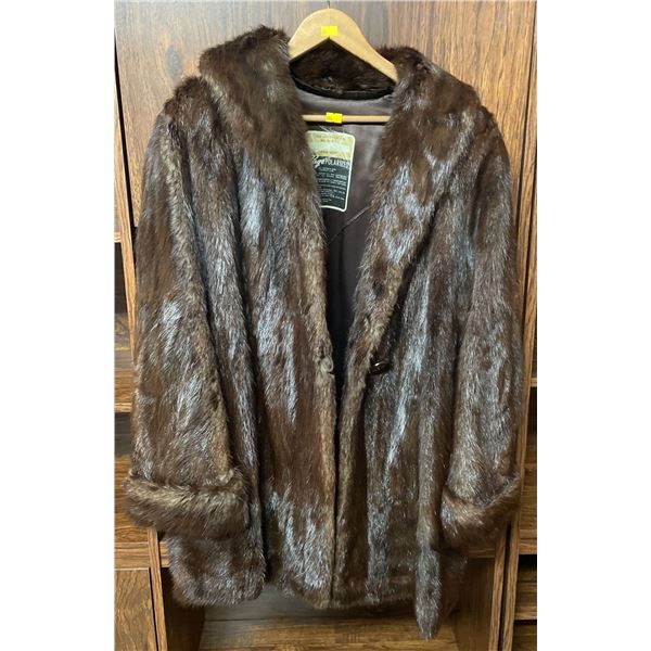 Ladies Vintage Fur Coat - Size Large