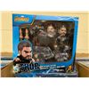 Image 3 : BOX OF MARVEL AVENGERS INFINITY WAR THOR EAA-106