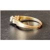 Image 2 : 10KT GOLD RING SET WITH DIAMOND SIZE 7