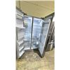 Image 3 : FRIGIDAIRE PROFESSIONAL STAINLESS STEEL SIDE BY SIDE FRIDGE WITH WATER/ICE DISPENSER