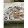Image 3 : BOX OF ASSORTED COSTUME JEWELRY