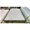 Image 1 : STEARNS & FOSTER QUEEN SIZE BOX SPRING