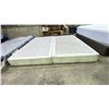 Image 2 : KING SIZE BOX SPRING (2 PIECES)