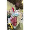 Image 3 : PALLET OF STUFFED ANIMALS, COUCH, MIRROR AND MORE