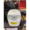 Image 2 : PANASONIC SR-ZE185 RICE COOKER