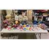 Image 1 : BOX OF ASSORTED M&M'S COLLECTABLES