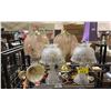 Image 2 : SHELF OF ASSORTED LAMPS