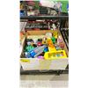 Image 3 : 2 BOXES OF ASSORTED TOYS