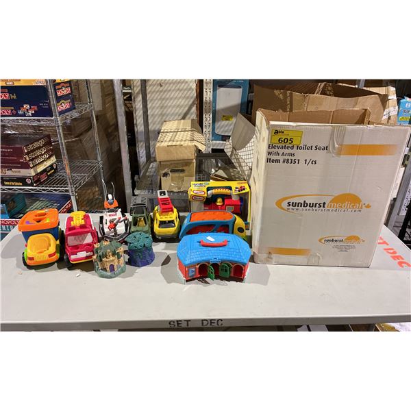 BOX OF ASSORTED TOYS & COLLECTABLES