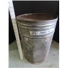 Image 2 : galvanized steel bucket with lid