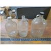 Image 1 : 3 vintage jugs