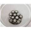 Image 3 : 2 Containers of heavy steel balls