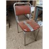 Image 2 : vintage chairs