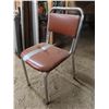 Image 3 : vintage chairs