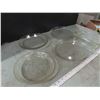 Image 3 : 4 Pyrex pie pans and loaf pan