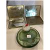 Image 6 : 2 Vintage ashtrays, tobacco box, pipe, and 2 cigarette tins