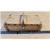 Image 8 : PAL required!! Wooden case filled with .22 ammunitions