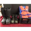 Image 1 : size 9 womens winter boots and steel toed work shoes