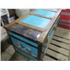 Image 2 : vintage trunk - 34"x17"x18.5"