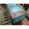 Image 3 : vintage trunk - 34"x17"x18.5"