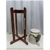 Image 1 : ceramic water jug with oak stand