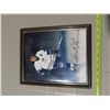 Image 1 : Framed Wayne Gretzky picture - 'autograph' has not been authenticated, appears to be photocopied.