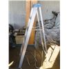 Image 1 : 6ft aluminum ladder and ladder stabilizers