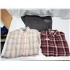 Image 1 : 3 Men's shirts - 2 button up & Harley Davidson XL tee