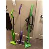 Image 1 : Bissel Eazy Vac MO:1913702672D, Swiffer Wet Jet , X5 H2O Mop MO:KB-6622V-1