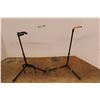Image 3 : * (2) Guitar Stands