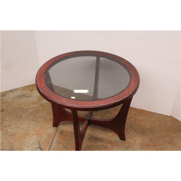 * Round Glass Top End Table - 24" Round x 20"