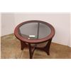 Image 1 : * Round Glass Top End Table - 24" Round x 20"