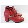 Image 2 : Pair of Red Shoes - Size 37 (5.5?)