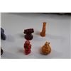 Image 4 : (12) Mixed Red Rose Tea ( Wade) Figurines