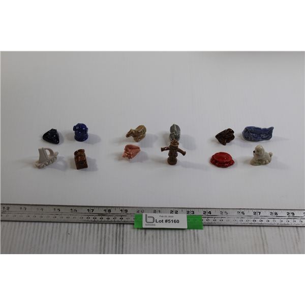 (12) Mixed Red Rose Tea ( Wade) Figurines