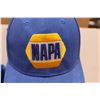 Image 6 : Napa Hoodie - XL, (2) Hats