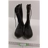 Image 1 : Batfin Boots - Size 9
