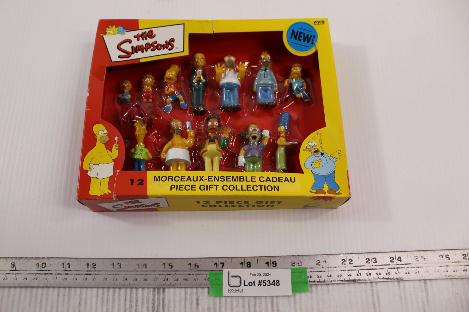Simphys Collection The Simpsons 12-Piece Gift Collection - Bodnarus Auctioneering