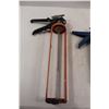 Image 2 : (2) Caulking Guns, Clamp