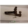 Image 1 : Buyers 2 51/6" Pental Hitch