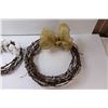 Image 3 : * Barbed Wire Wreaths with Bows