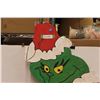 Image 2 : *The Grinch Christmas Lawn Decor.