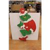 Image 3 : *The Grinch Christmas Lawn Decor.