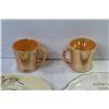 Image 4 : (2) Fire King Mugs, (2) Collector Plates
