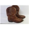 Image 2 : Pair of Cowboy Boots - Size 8