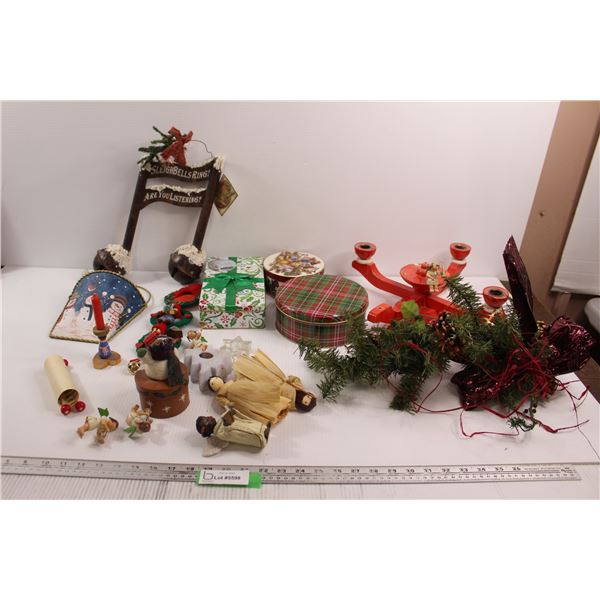 *(15+) Christmas Decorations